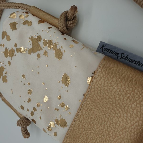 Handytasche zum Umhängen aus Kunstleder gold und Dekostoff goldene Flecken beige