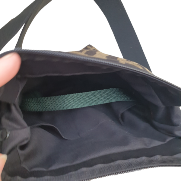 Umhängetasche, Schultertasche, kleine Handtasche mit verstellbarem Gurt Leo dunkelgrün
