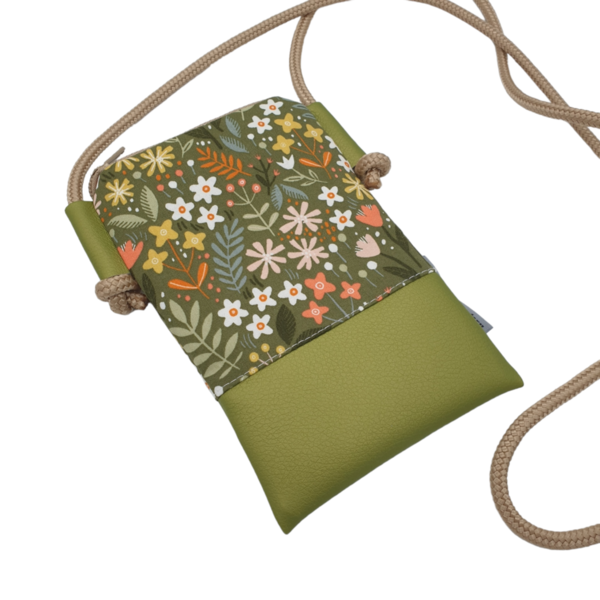 Handytasche zum Umhängen aus Kunstleder grün und Stoff Blumen auf grün